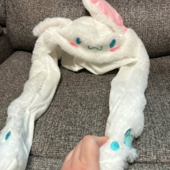 Sanrio Cinnamoroll Hat Moving Ears Hello Kitty and Friends - Picture 3 of 5